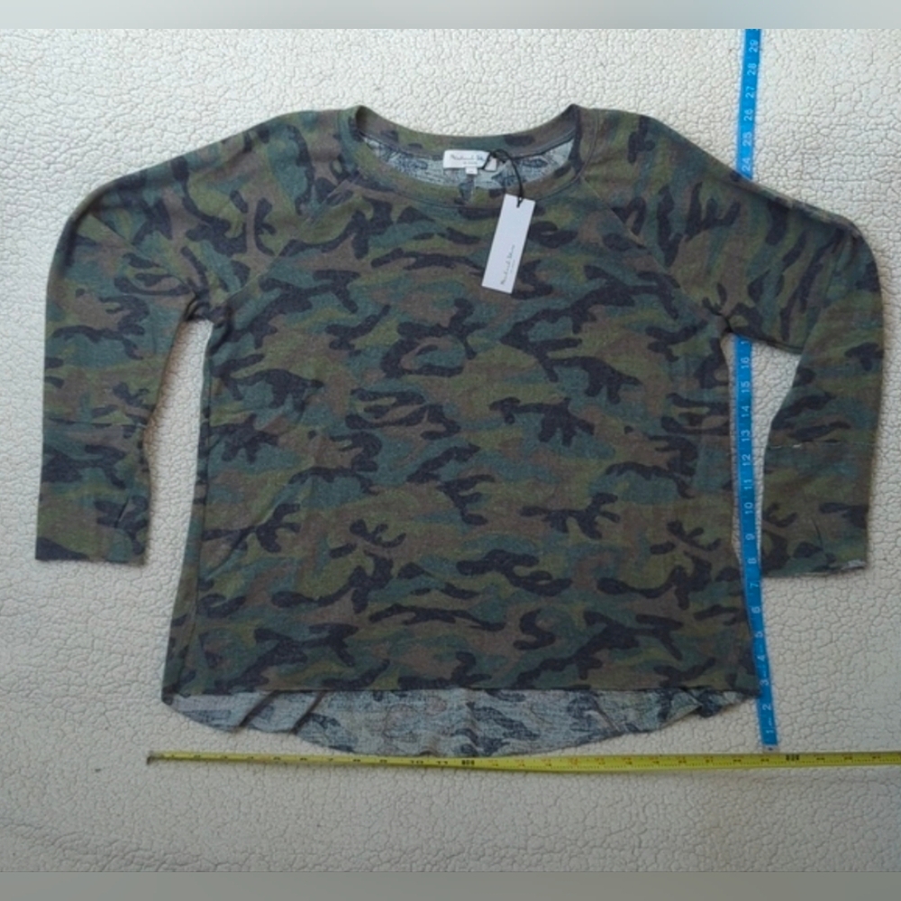 Michael Stars- Madison Brushed Camo Long sleeve Sweateshirt NWT